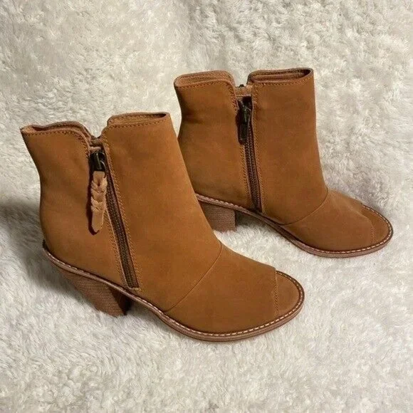 Corso Como Women's Tameka Peep Toe Bootie Size 5 1/2 - Picture 9 of 12